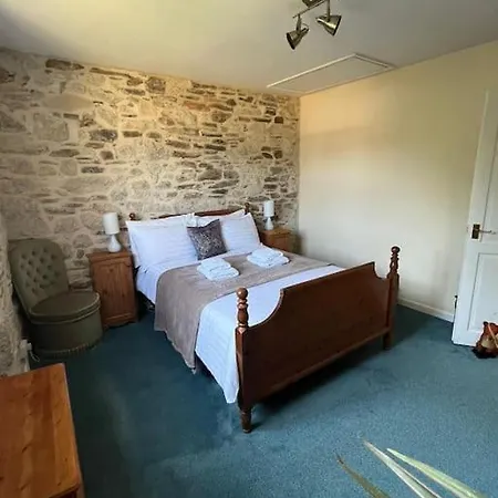 Open Plan 3 Bedrooms Cornish Stone House
