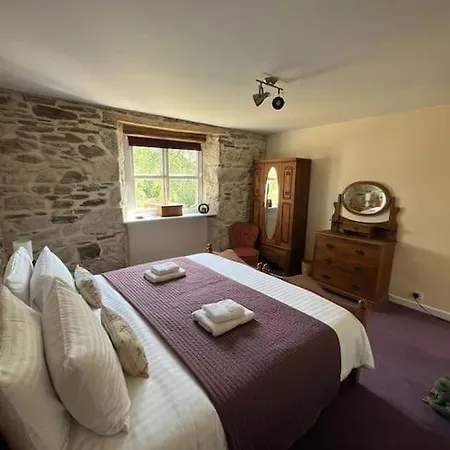 Open Plan 3 Bedrooms Cornish Stone House Holiday home