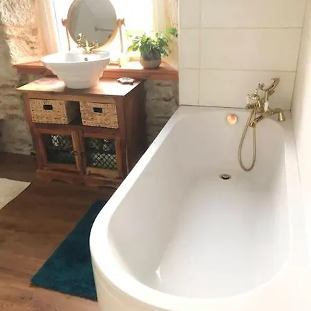 Open Plan 3 Bedrooms Cornish Stone House Holiday home *