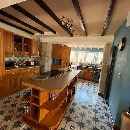 Open Plan 3 Bedrooms Cornish Stone House *