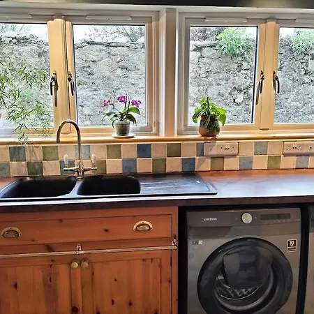 Open Plan 3 Bedrooms Cornish Stone House * St Austell